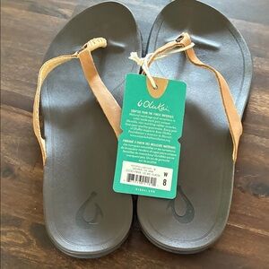 NWT OluKai HO OPIO Women's Sandals with Tan Strap and Brown Footbed - 8